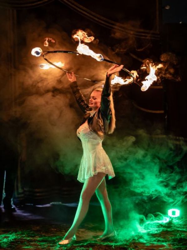 Darline - Hula Hoop.jpg