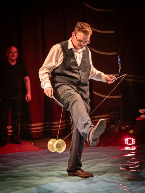 Noah - Diabolo.jpg